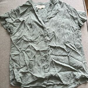 Cloth & Stone Green Short Sleeve Button Down Shirt